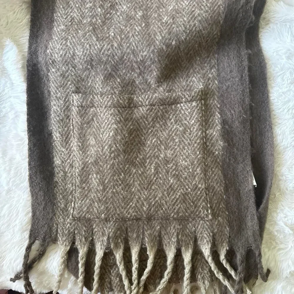 Unbranded Women's Brown and Tan Scarf-wraps